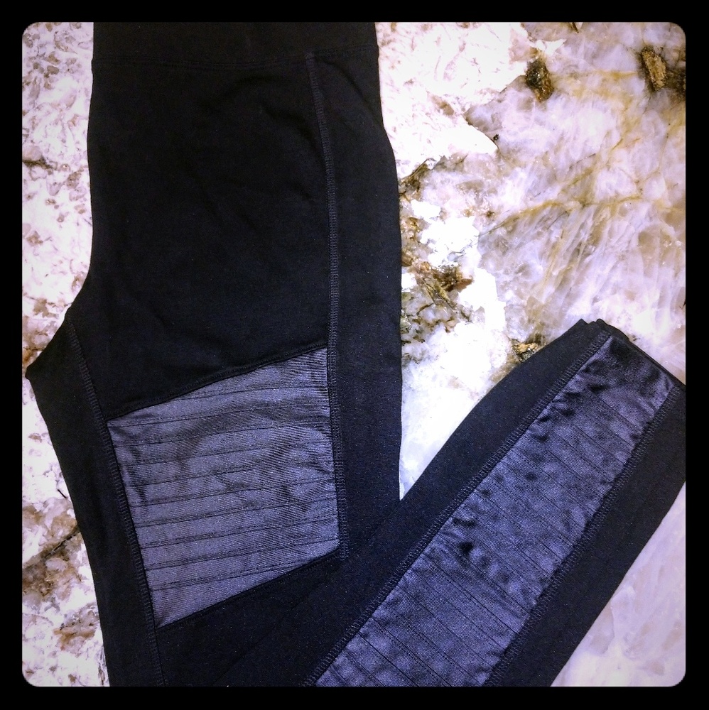 Express Ponte Moto Leggings